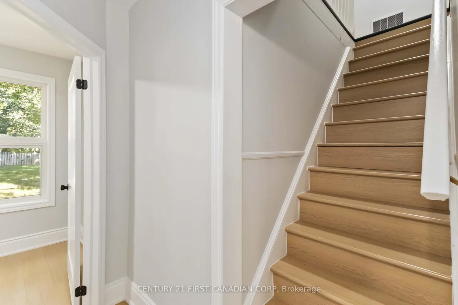 Additional image 9 of 122 Windsor Crescent