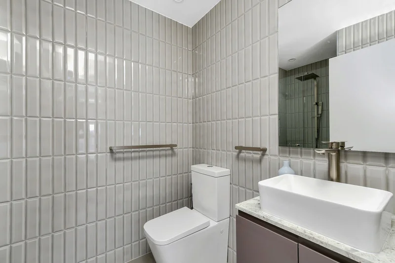 Additional image 8 of 202/1 Shortland Street, Point Frederick NSW 2250