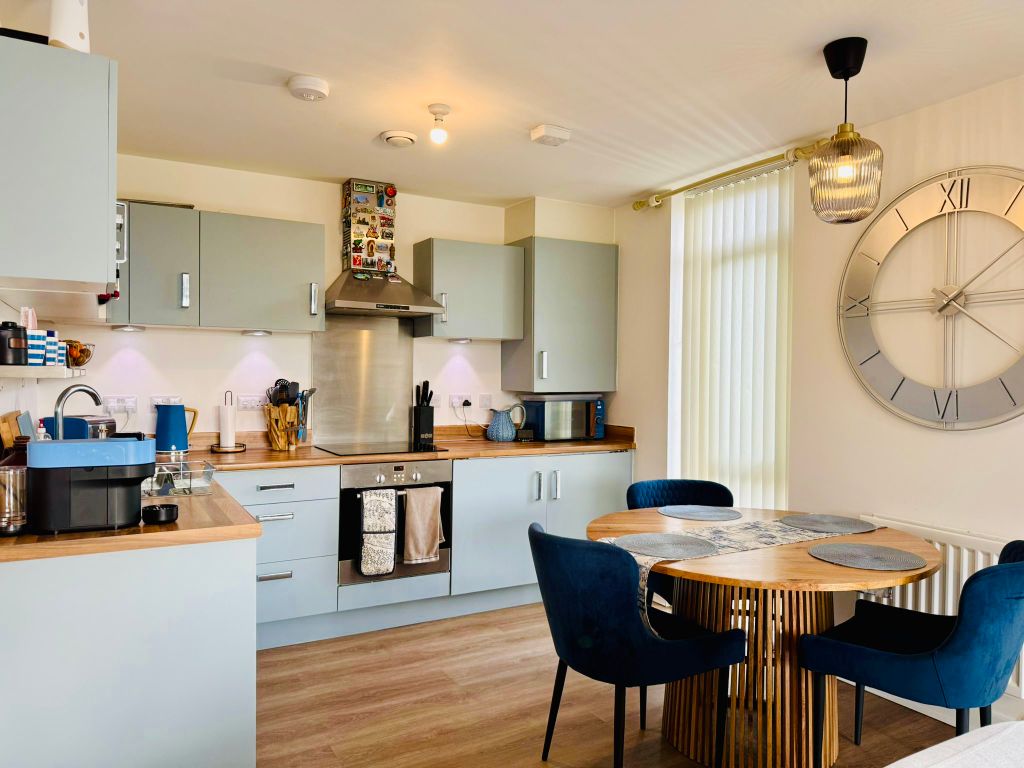 Additional image 7 of 2 bed flat to rentFirepool View, Taunton TA1