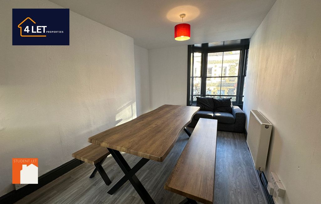 Additional image 3 of 4 bed flat to rentFlat 2, Portland Street, Aberystwyth SY23