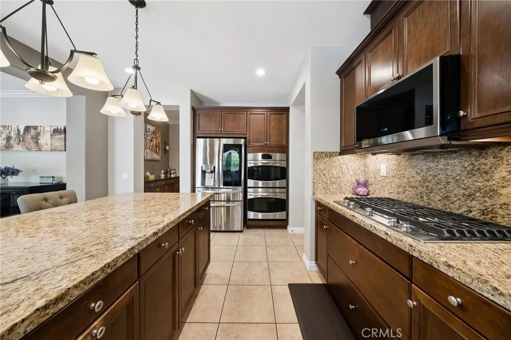 Additional image 67 of 16948 White Pine Way, Canyon Country, CA 91387