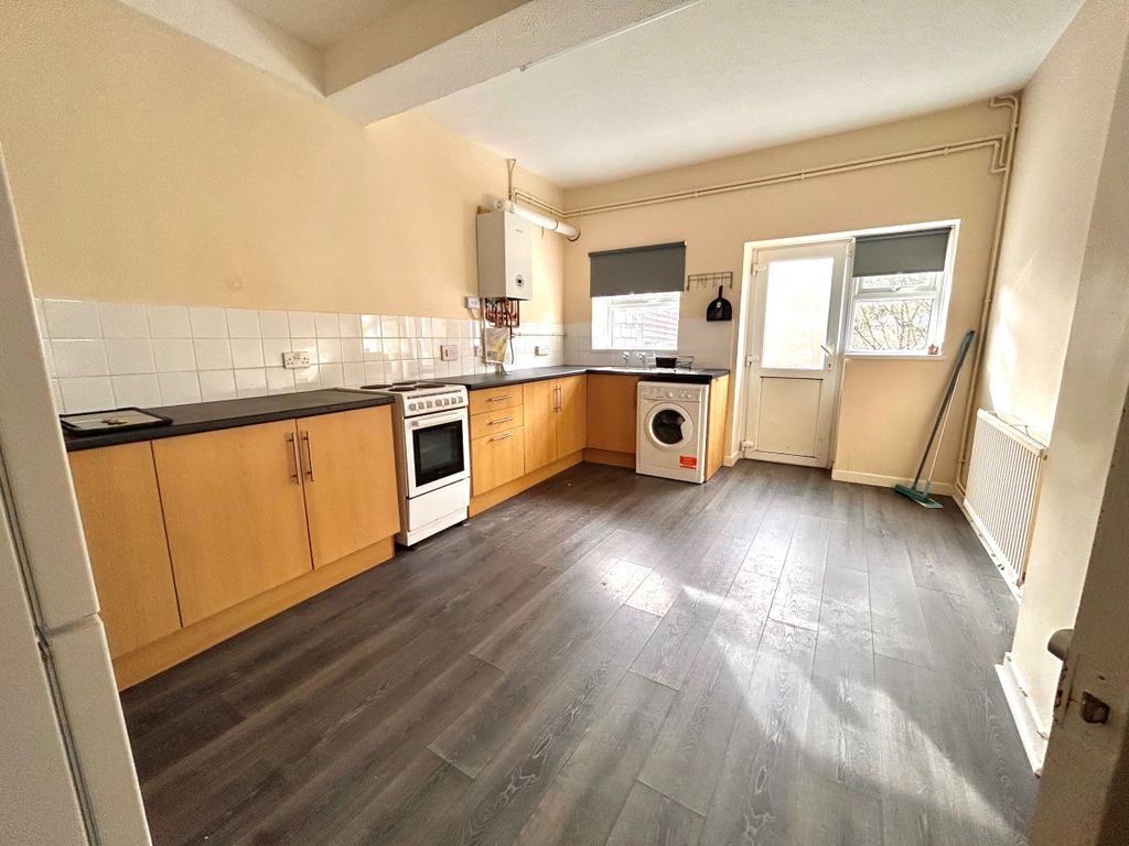 Additional image 4 of 2 bed flat to rent74A King Edward Street, Blaengarw, Bridgend CF32