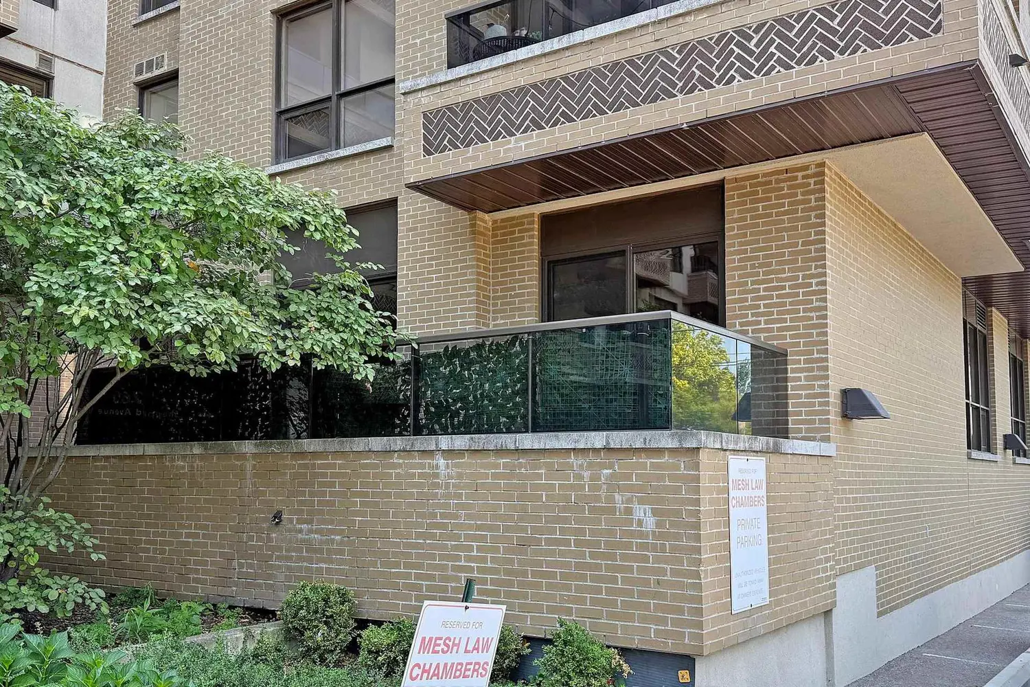 Additional image 3 of 760 Sheppard Avenue 103