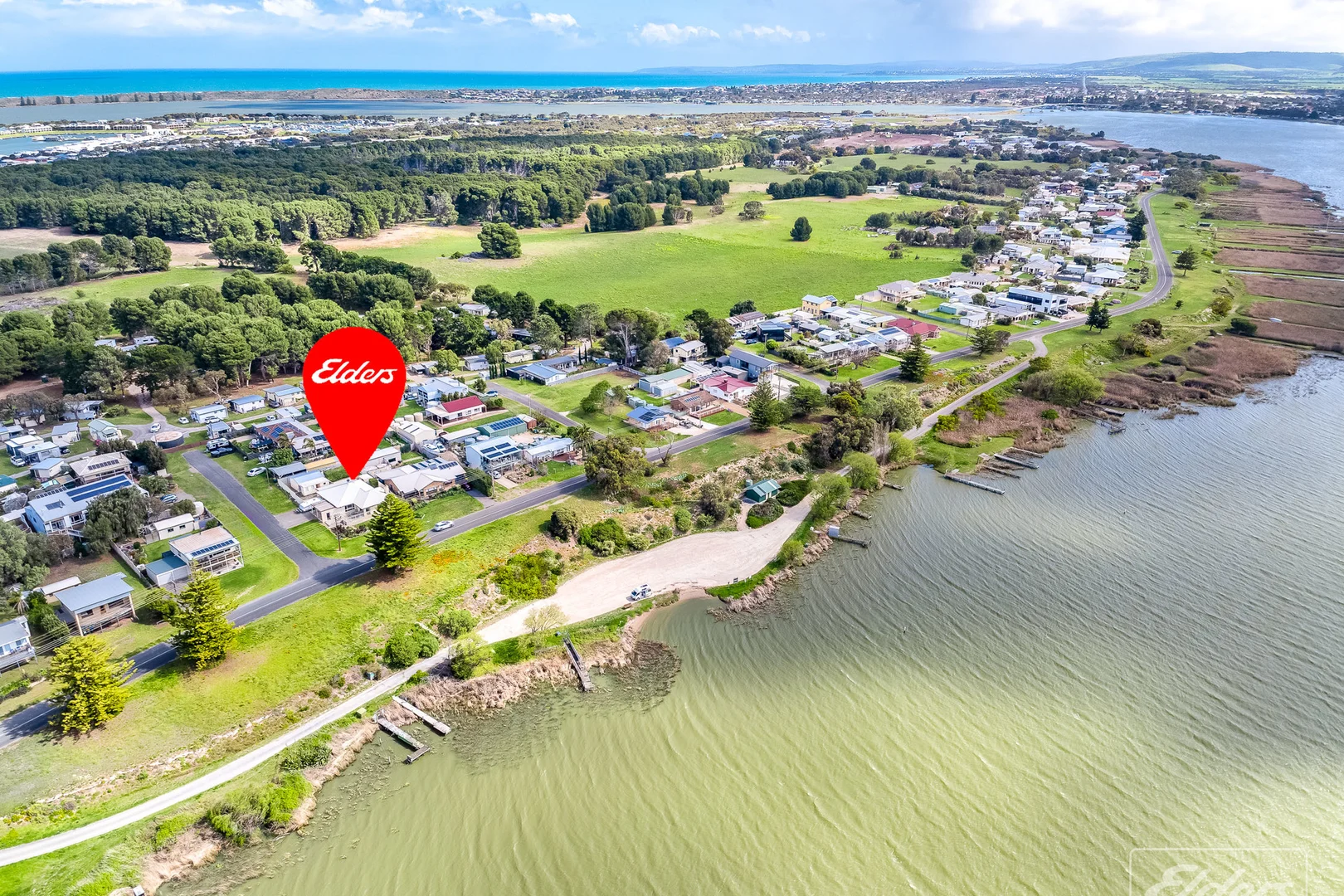 Additional image 37 of 17 Captain Sturt Parade, Hindmarsh Island SA 5214