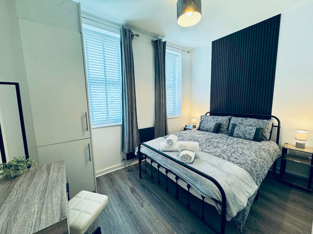 Additional image 3 of 2 bed flat to rentPark Avenue, Whitley Bay NE26