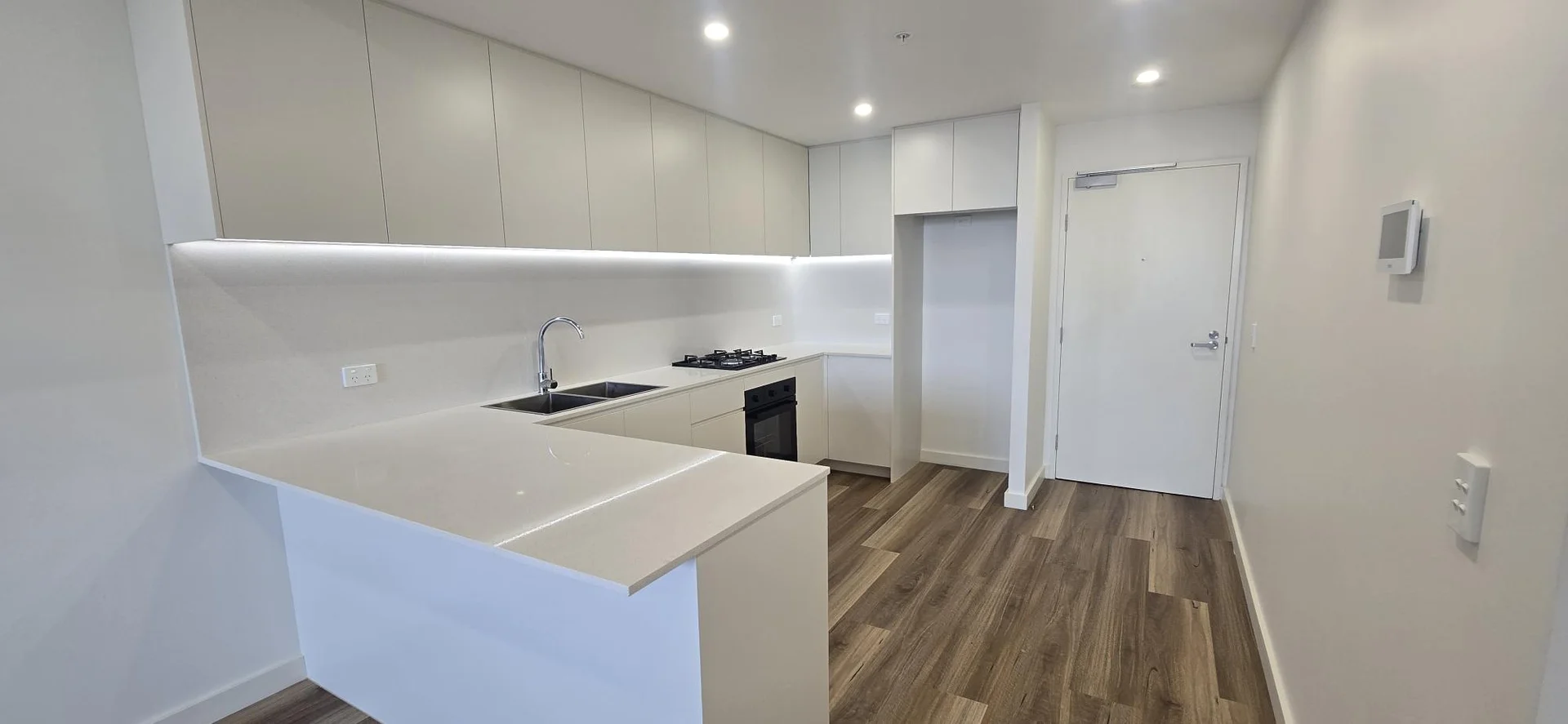 Additional image 4 of A1003/8 The Crescent, Fairfield NSW 2165