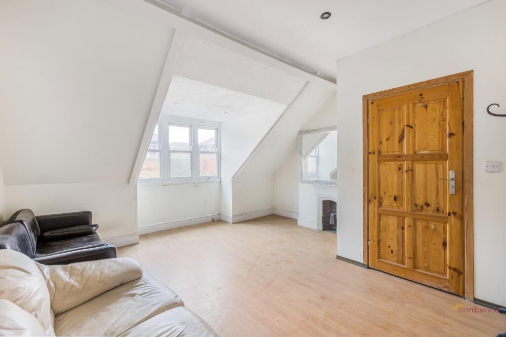 Additional image 5 of London Road, St Albans, AL1