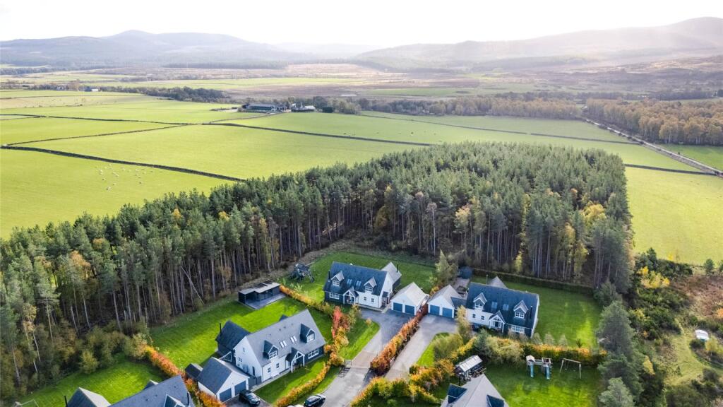 Additional image 31 of 7 Hallwood, Finzean, Banchory, AB31