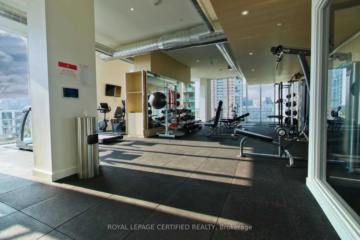 Additional image 11 of 135 East Liberty Street 806