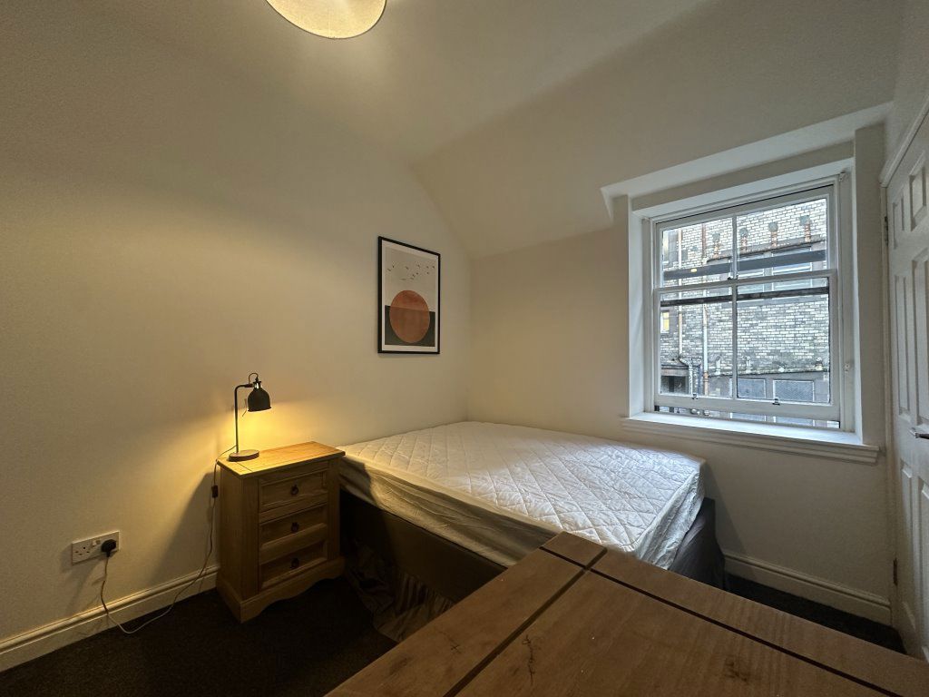 Additional image 3 of 2 bed semi-detached house to rentAlbert Square, Meadowside, Dundee DD1