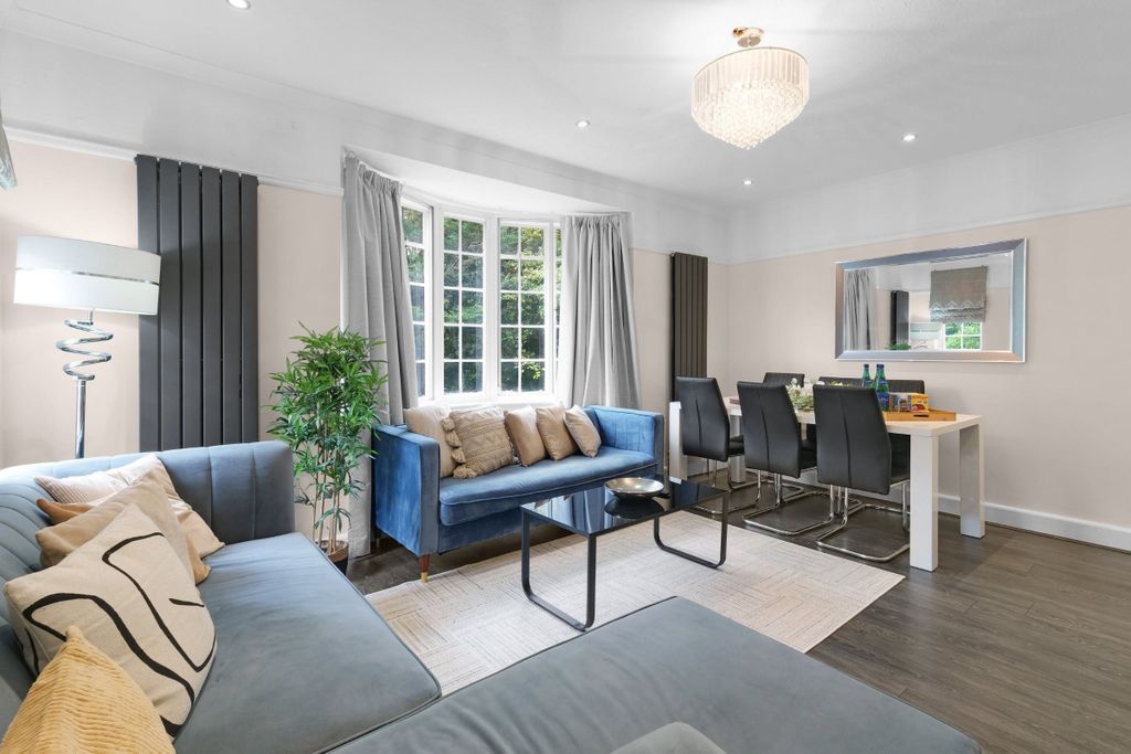 Additional image 29 of 5 bed detached house to rentMarlow Hill, High Wycombe HP11