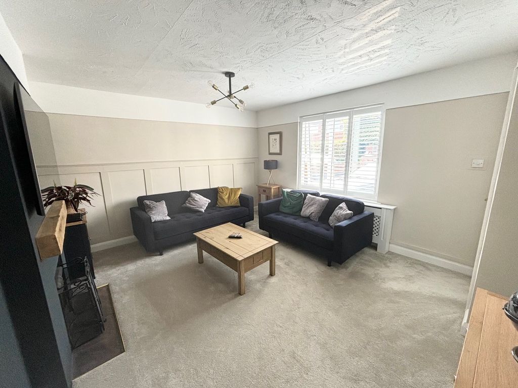 Additional image 3 of 3 bed semi-detached house to rentGorsehill Road, Wirral CH60