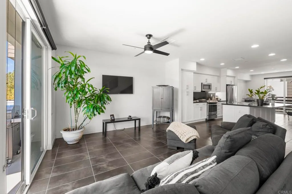 Additional image 13 of 2563 State Street, Carlsbad, CA 92008