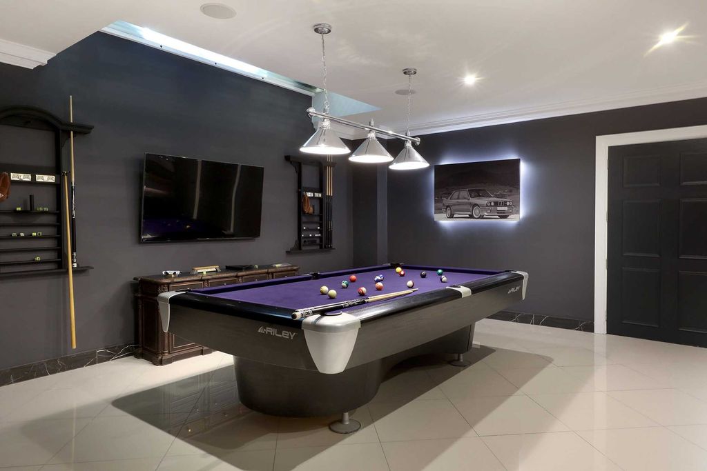 Additional image 10 of 9 bed detached house to rentSlade Oak Lane, Gerrards Cross SL9