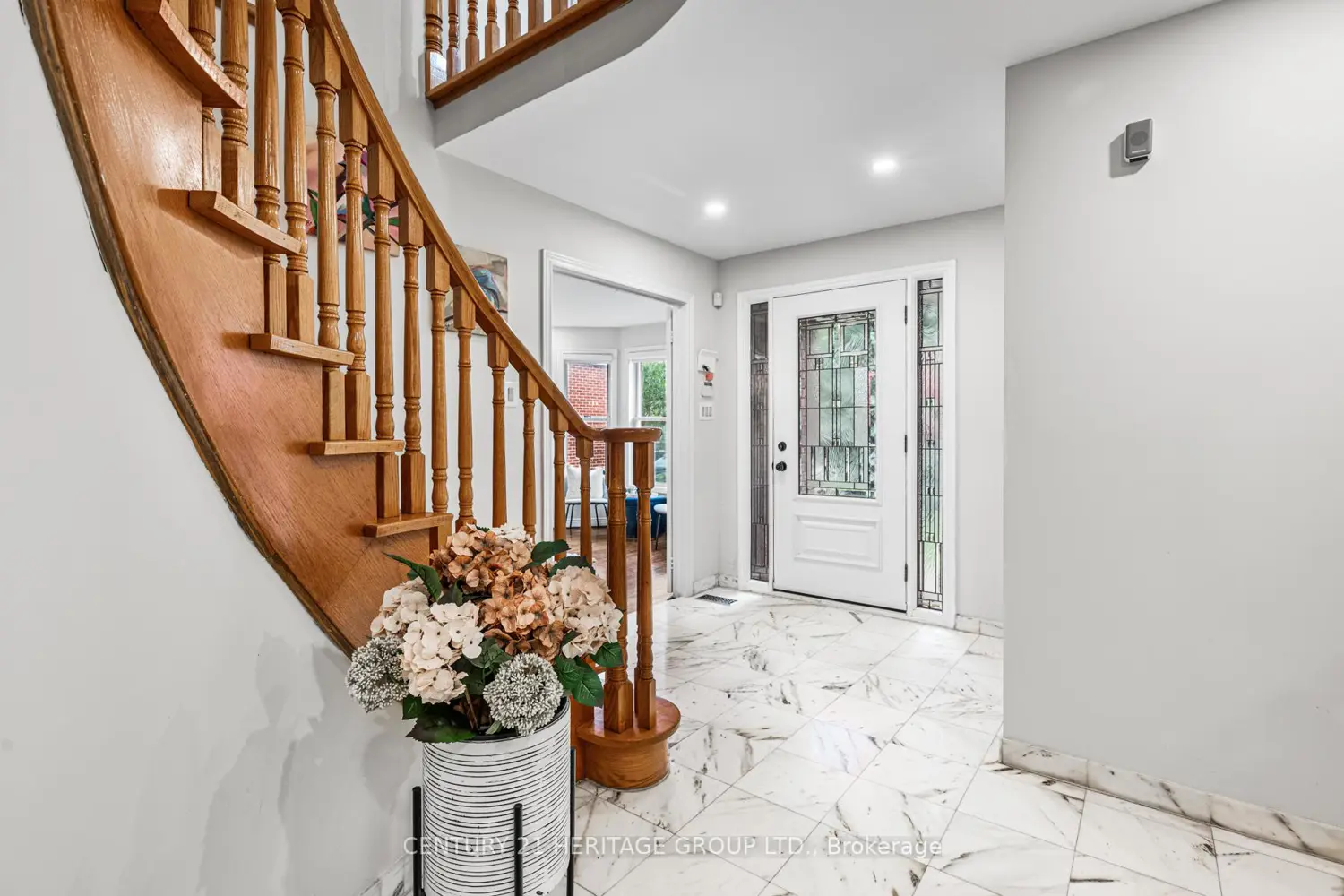 16 Wainwright Avenue photo 4