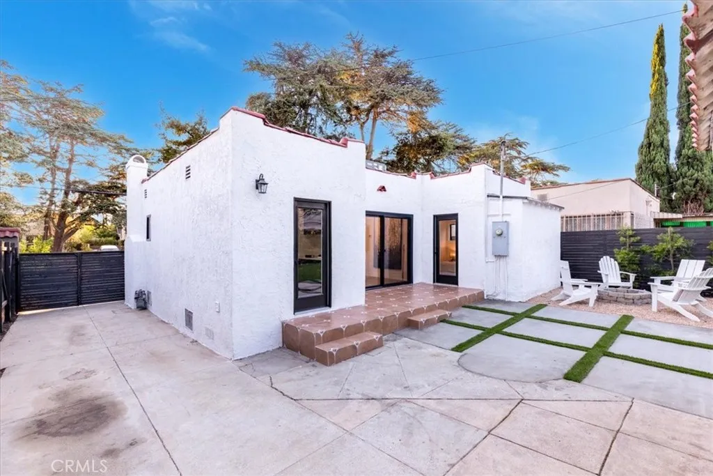 Additional image 45 of 312 N Bronson Avenue, Los Angeles, CA 90004