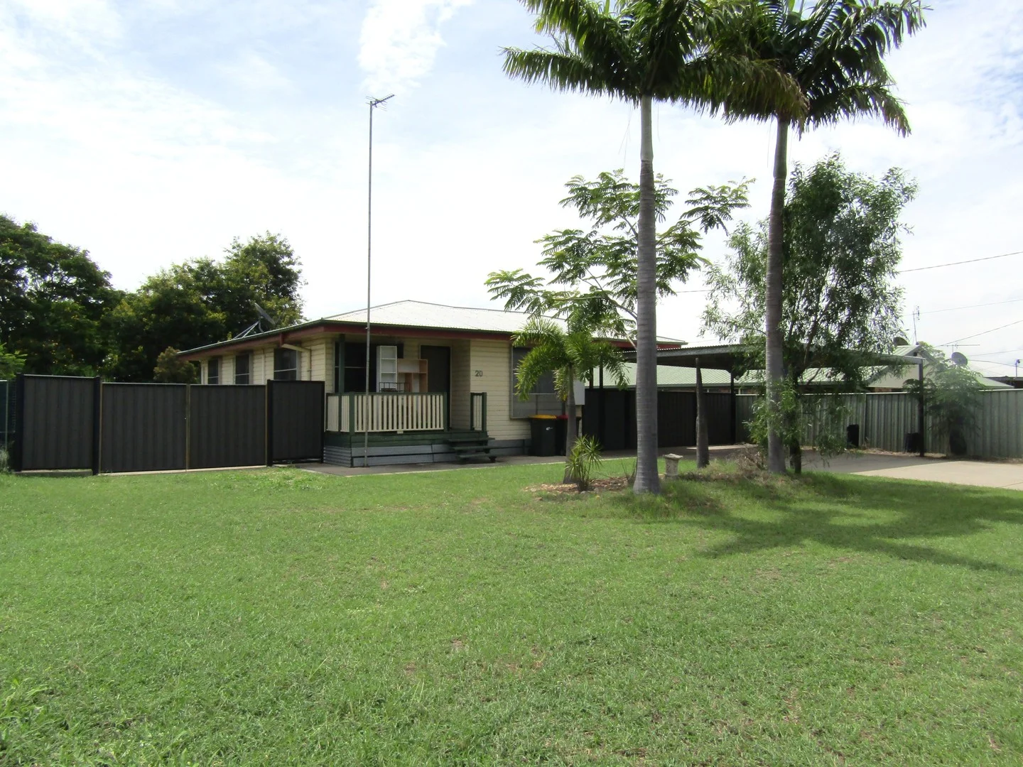 20 Bauhinia Street, Blackwater QLD 4717