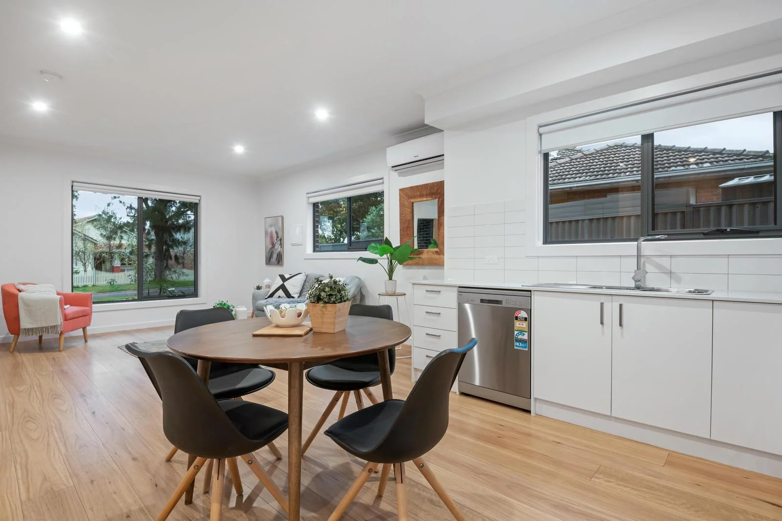 Additional image 4 of 1/30 Cuthbert Road, Reservoir VIC 3073