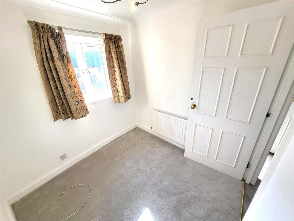 Additional image 15 of 3 bed flat to rentDuckmill Crescent, Bedford MK42