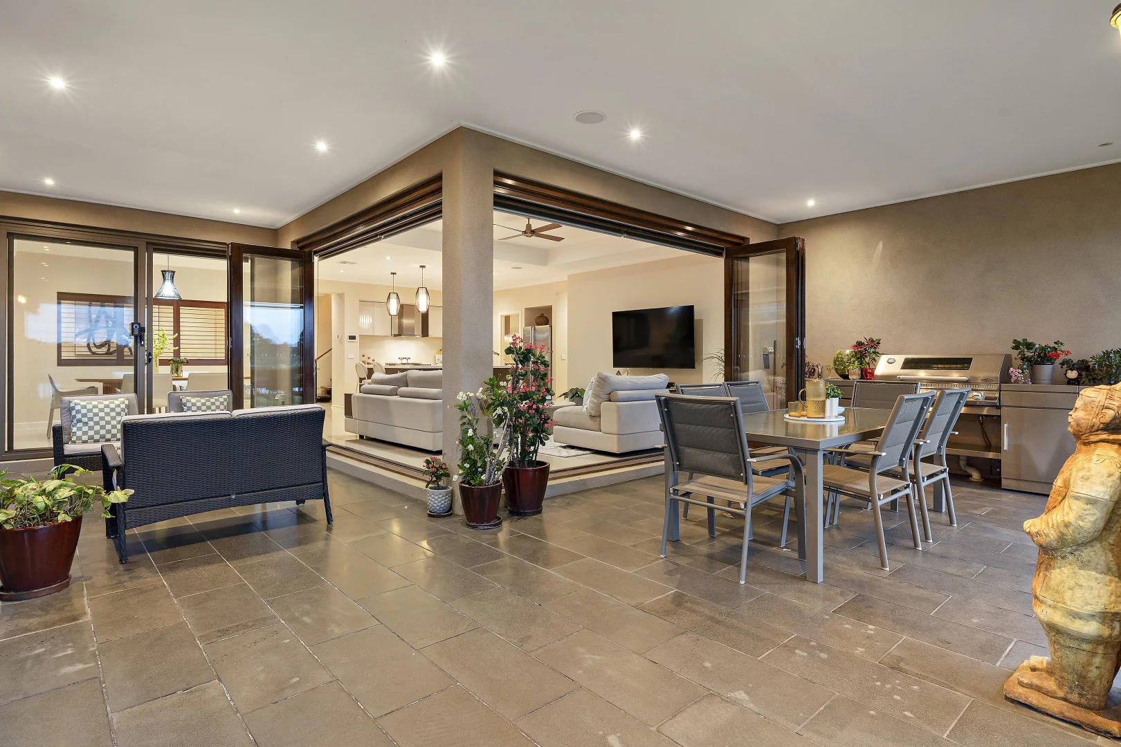 Additional image 17 of 32 Portland Place, Waterways VIC 3195