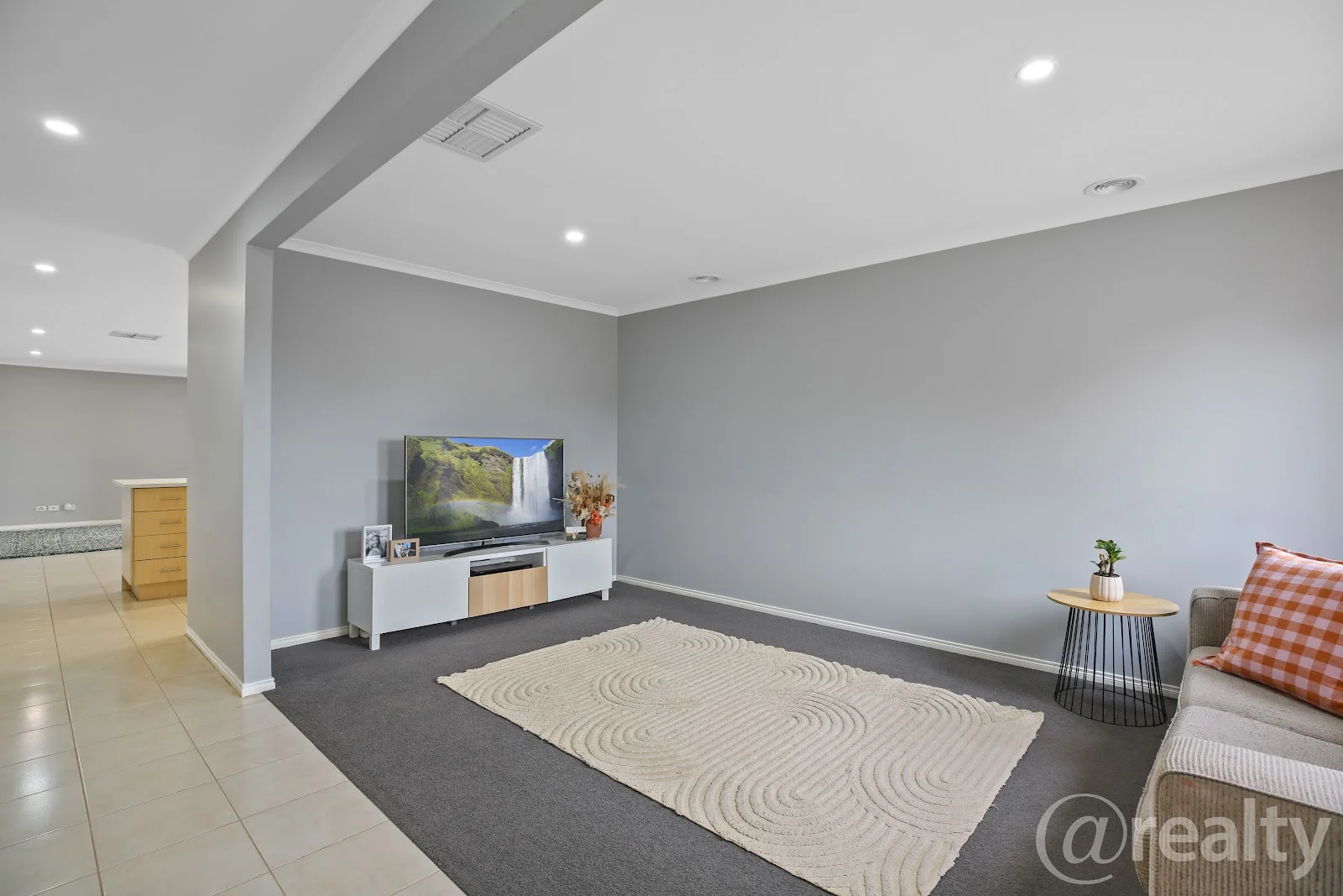 Additional image 10 of 21C Pepperell Drive, Drouin VIC 3818