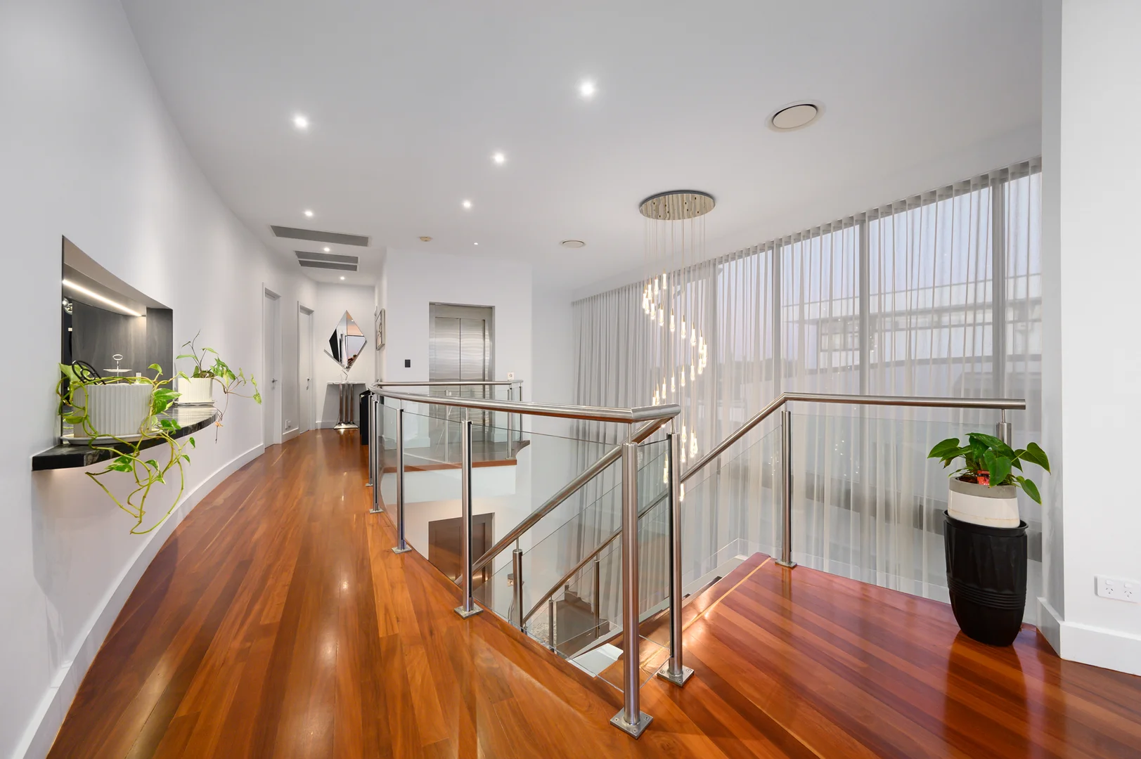 Additional image 15 of 21 King Arthurs Court, Sovereign Islands QLD 4216