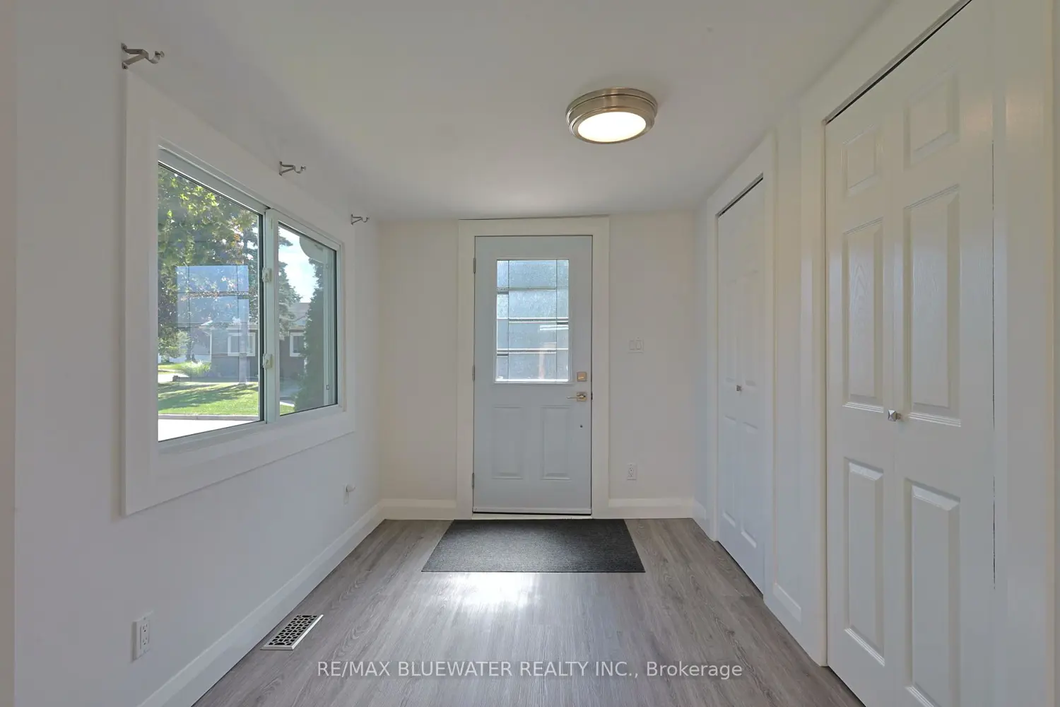 Additional image 4 of 34 Pebble Beach Parkway