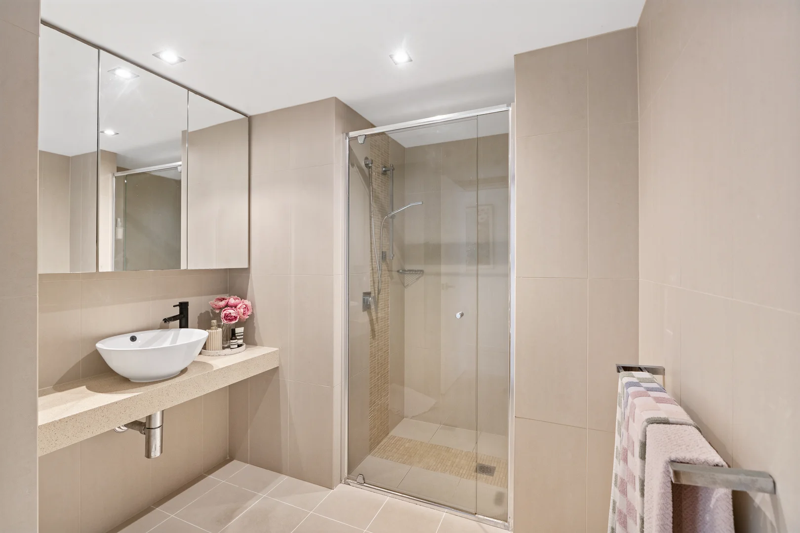 Additional image 18 of 18/53 Darrambal Street, Chevron Island QLD 4217