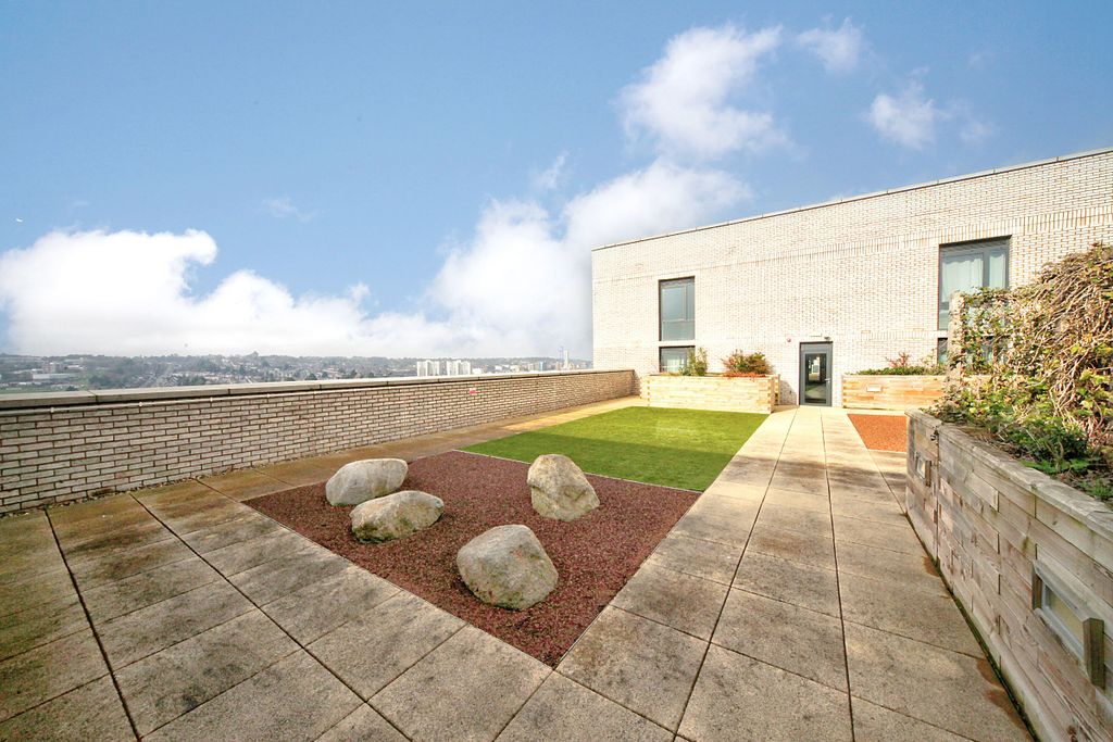 Additional image 10 of 2 bed flat to rentViva Court, Kimpton Road, Luton LU2