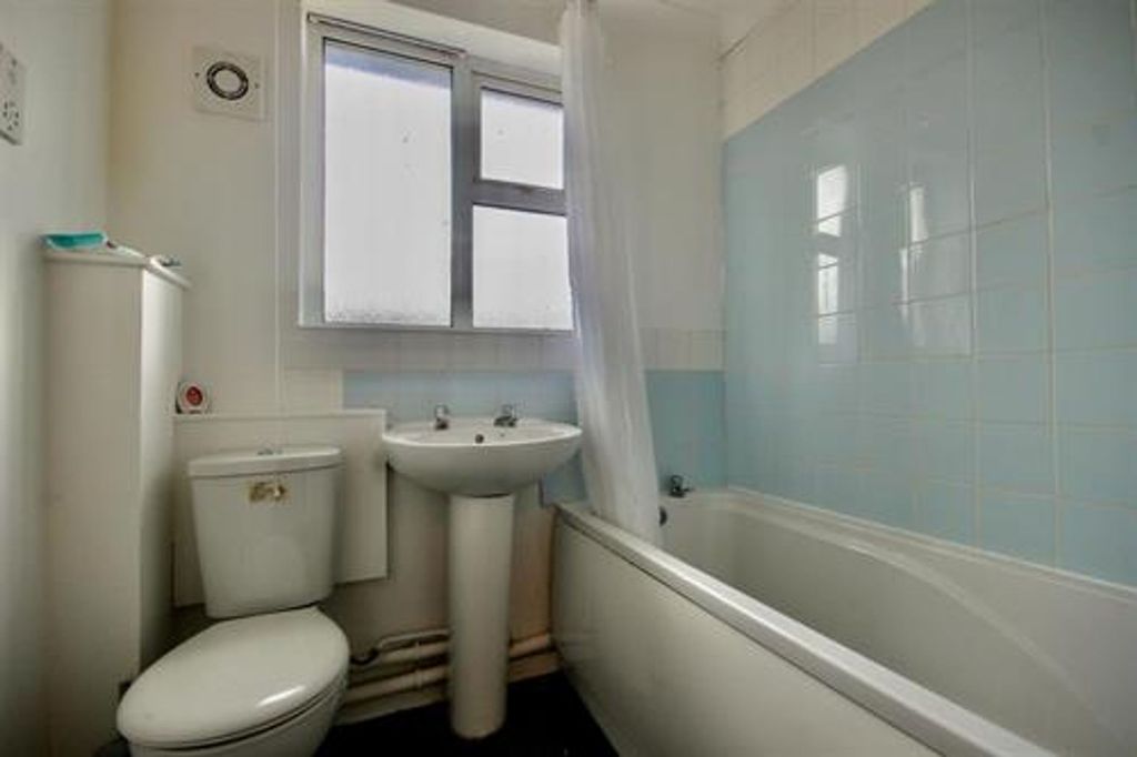 Additional image 6 of 2 bed semi-detached house to rentHeol Cae Fan Heulog, Caerphilly CF83