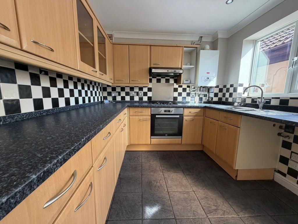Additional image 6 of 3 bed semi-detached house to rent47 Clos Y Gelli, Llanelli, Carmarthenshire SA14
