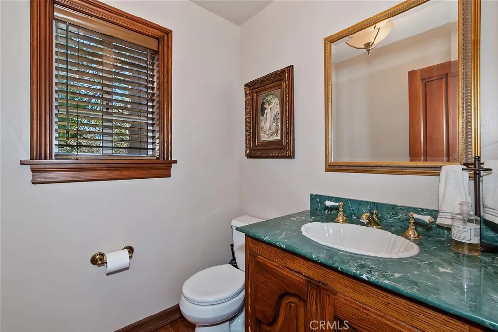 Additional image 93 of 26071 Walnut Hills Dr, Lake Arrowhead, CA 92352