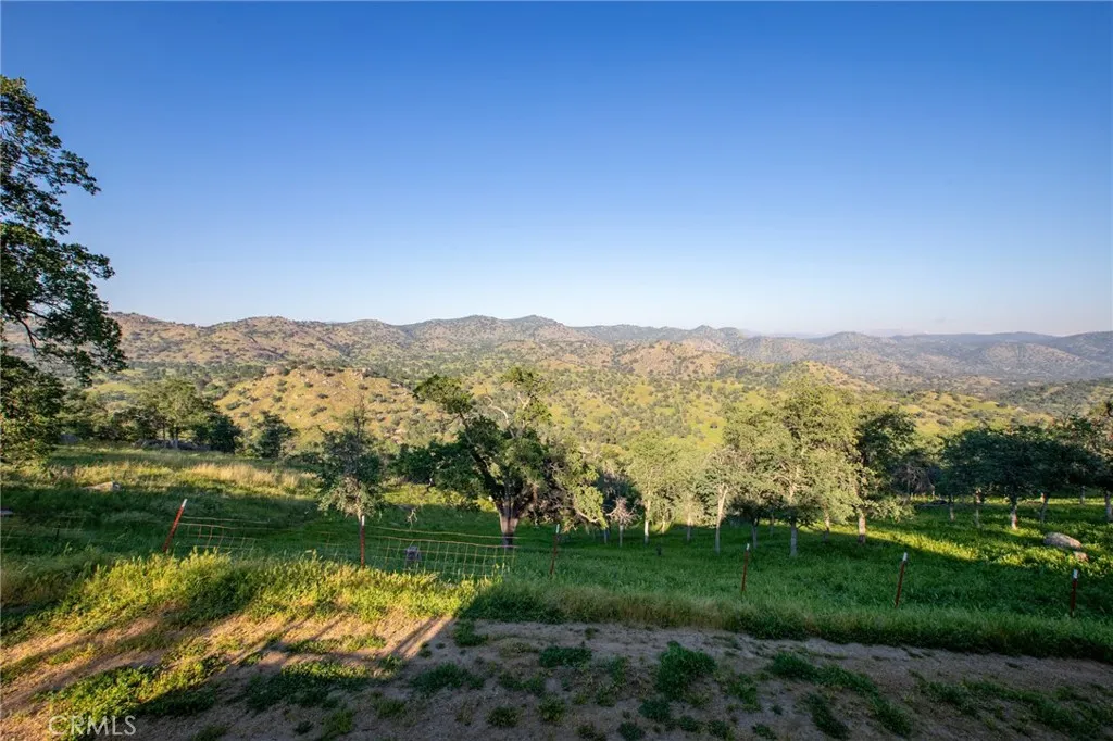 Additional image 40 of 35032 George Smith Rd, Squaw Valley, CA 93675