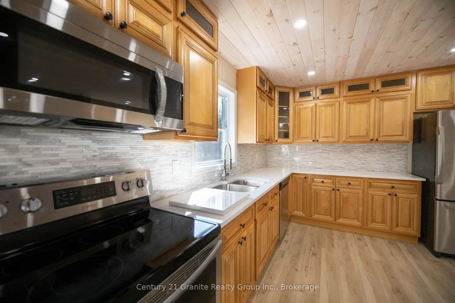 Additional image 3 of 1160 Kennisis Lake Road