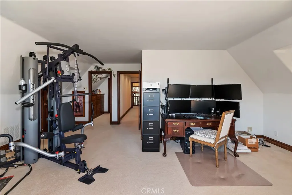 Additional image 45 of 26071 Walnut Hills Dr, Lake Arrowhead, CA 92352