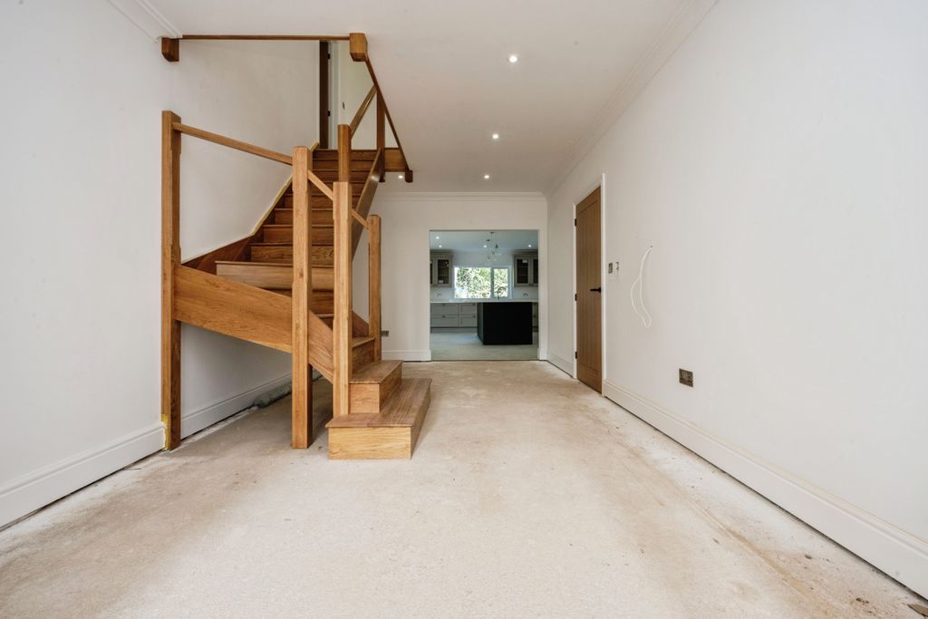 Additional image 9 of 5 bed detached house to rentLittle Heath, Sandy SG19