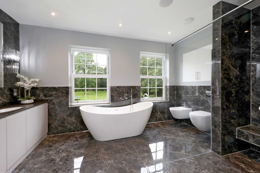 Additional image 28 of 9 bed detached house to rentSlade Oak Lane, Gerrards Cross SL9