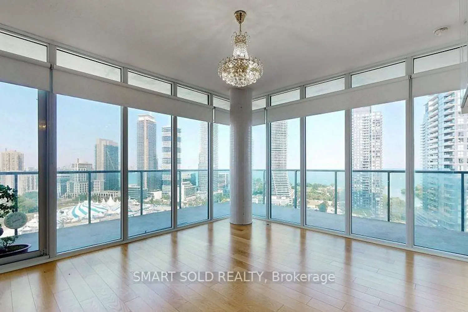 Additional image 2 of 90 Park Lawn Road 2608