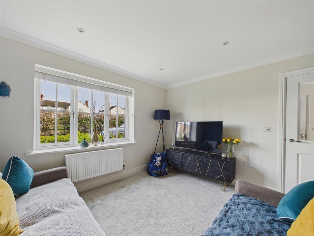 Additional image 8 of 4 bed detached house to rent4 Bay Tree Close, Upton-Upon-Severn, Worcester WR8