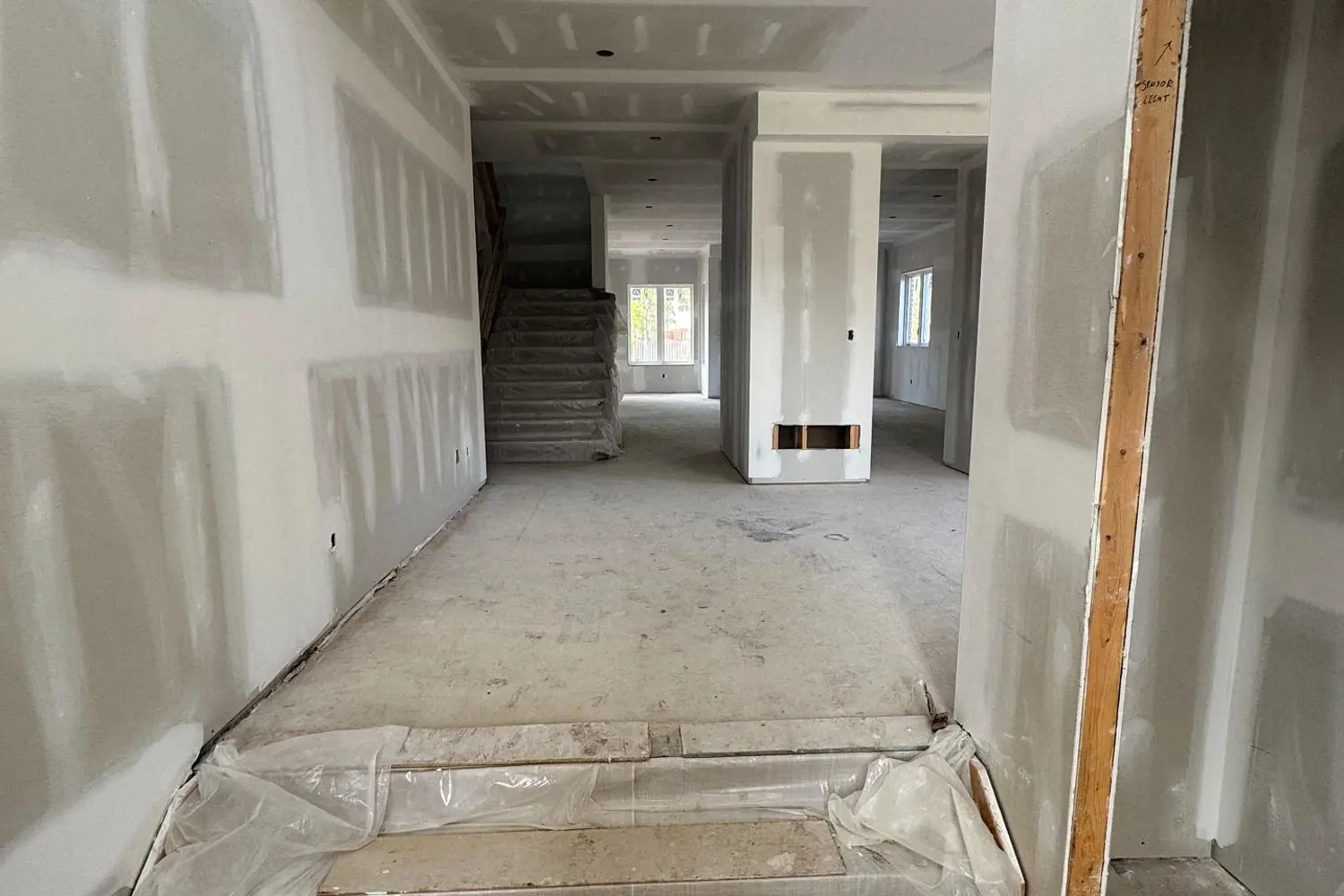 Additional image 7 of 2574 Sharon Crescent