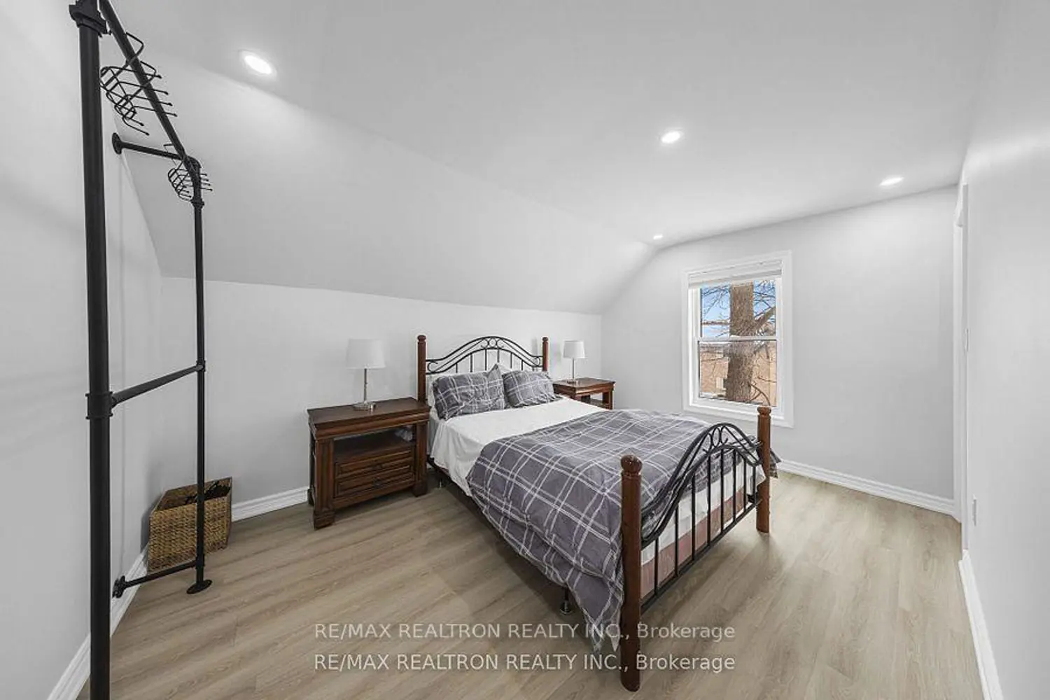 Additional image 10 of 28 North Trent Street