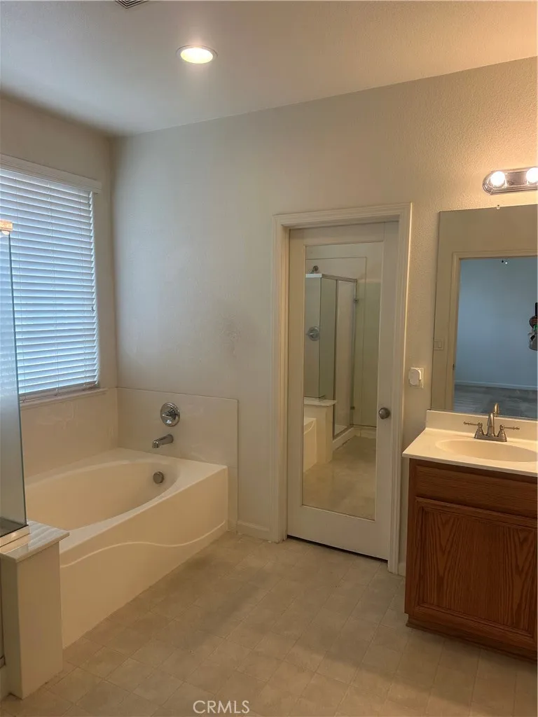 Additional image 63 of 17385 Stone Celler Way, Lathrop, CA 95330