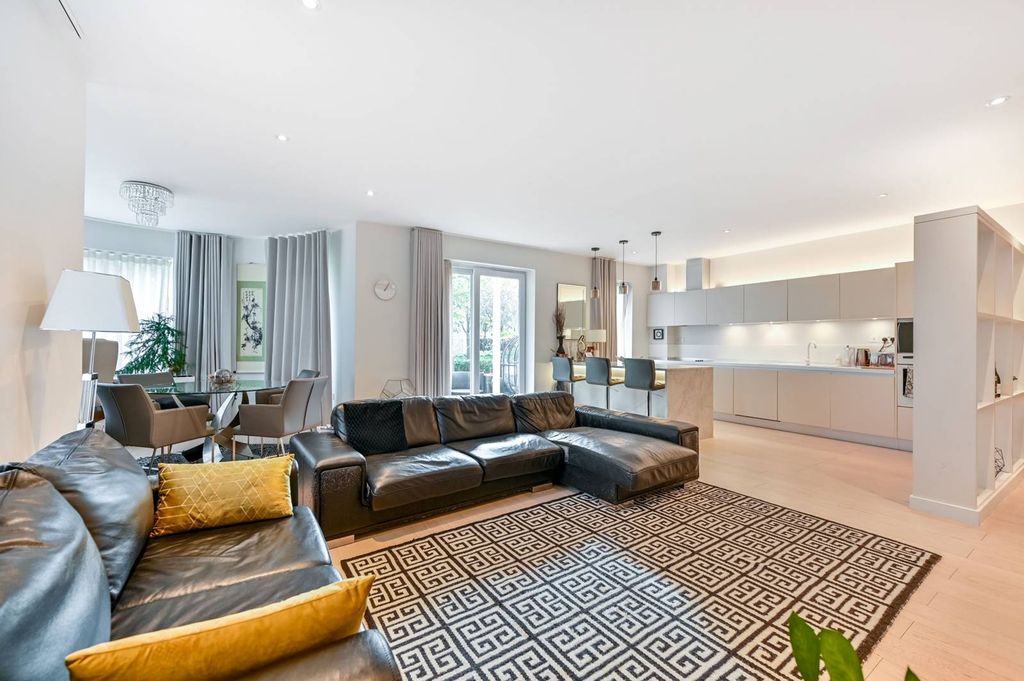 Additional image 5 of 2 bed flat to rentMelliss Avenue, Kew, Richmond TW9
