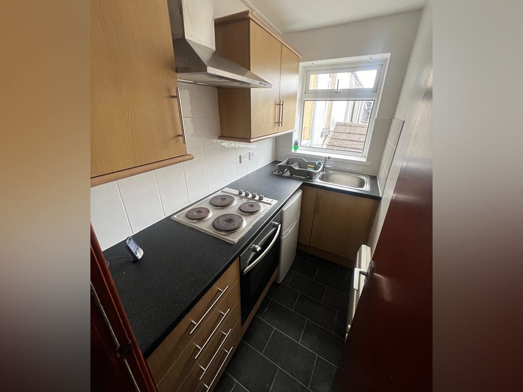 Additional image 4 of 1 bed flat to rentBryn Road, Swansea SA2