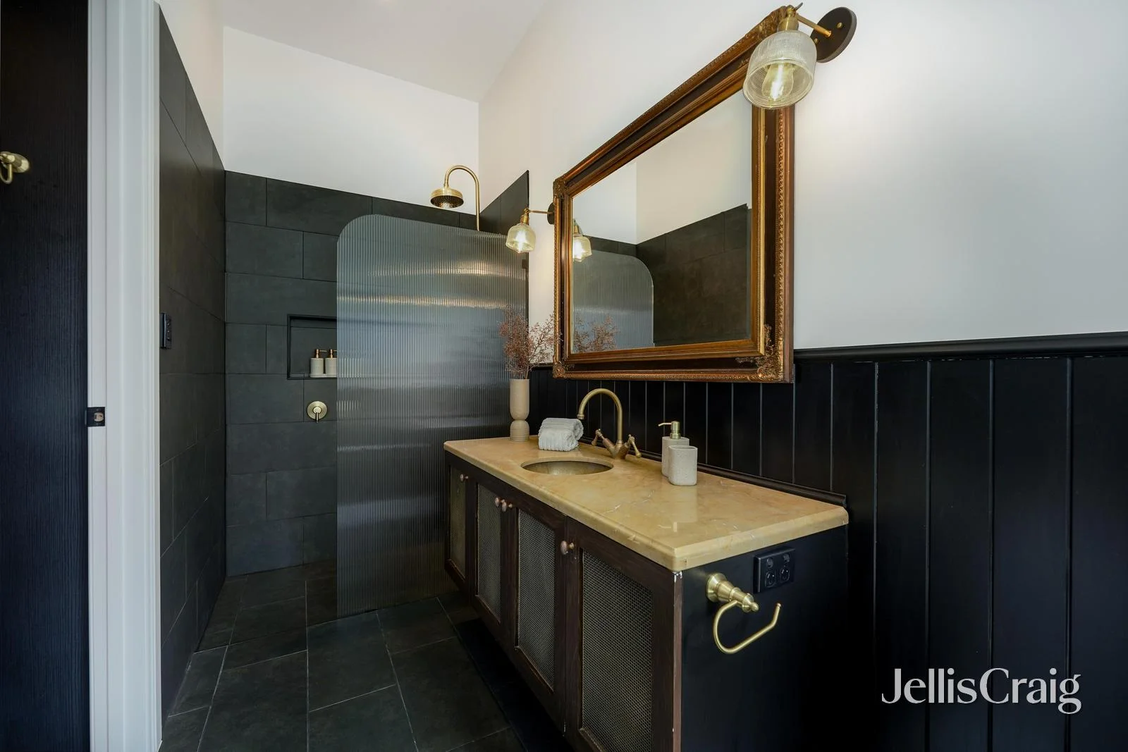 Additional image 4 of 19 Lauriston Street, Kyneton VIC 3444