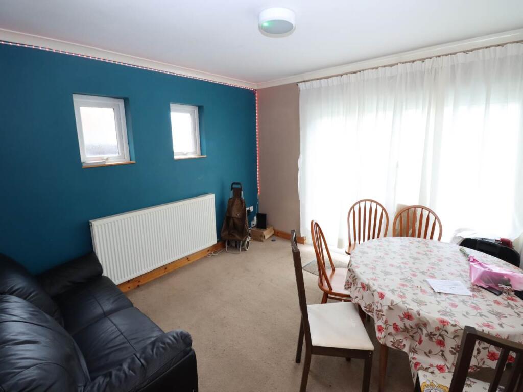 Additional image 4 of Pond Croft, Hatfield, 