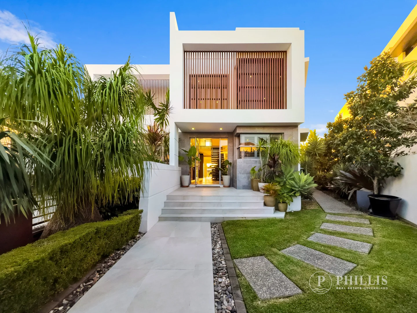 Additional image 53 of 86 Royal Albert Crescent, Sovereign Islands QLD 4216