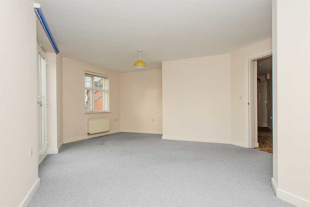 Additional image 6 of 2 bed flat to rentSt Marys House, Victory Close, Lichfield WS14