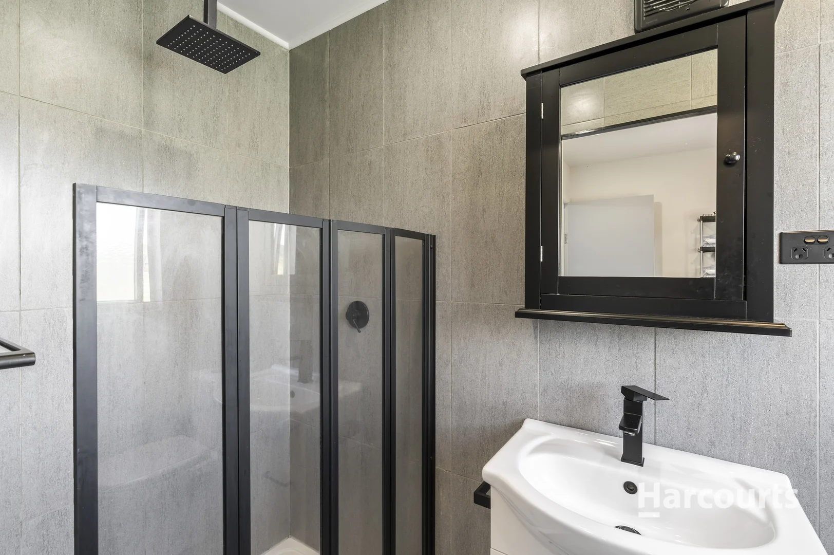 Additional image 12 of 13 Groves Street, Gladstone TAS 7264