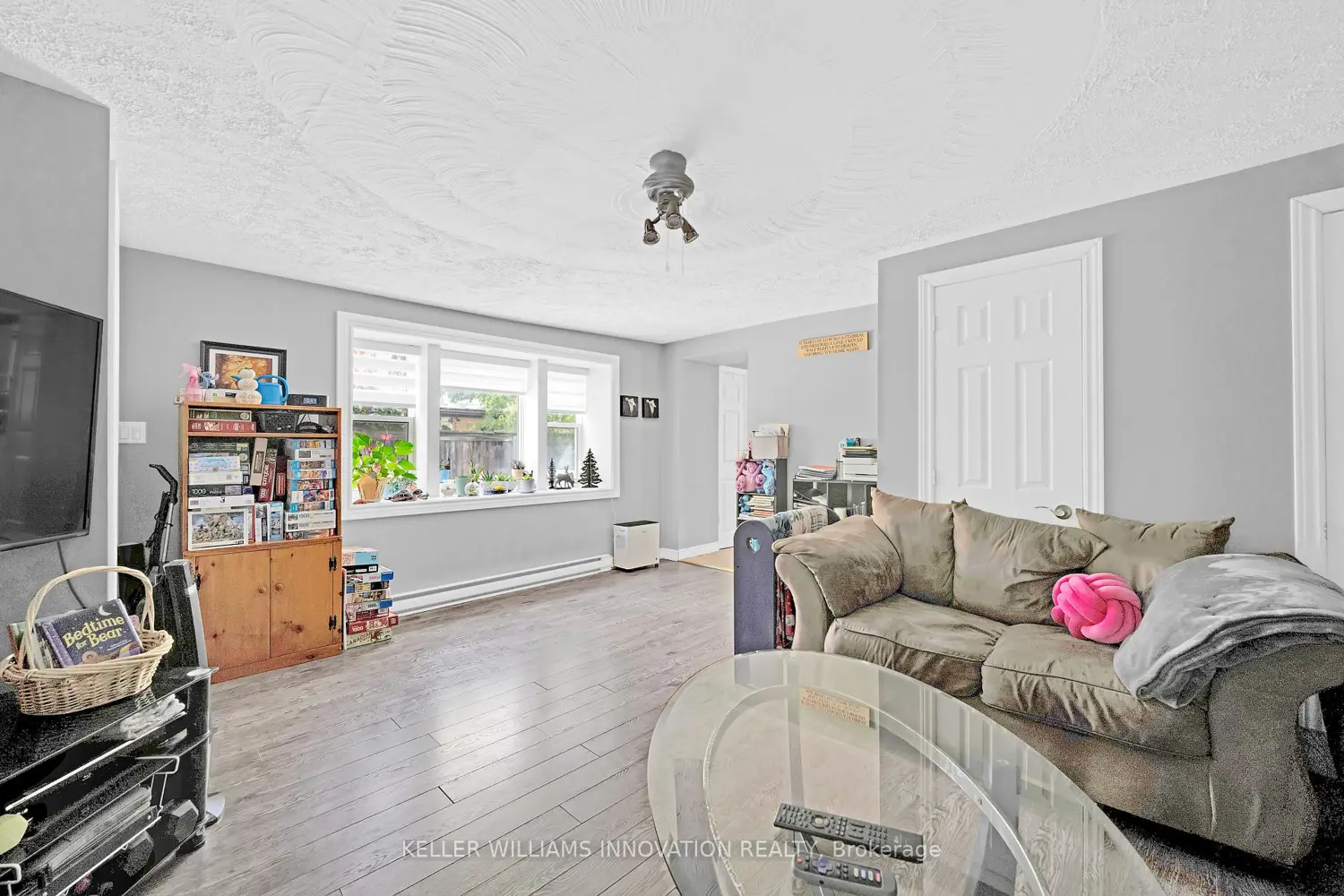 Additional image 4 of 4249 Academy Street